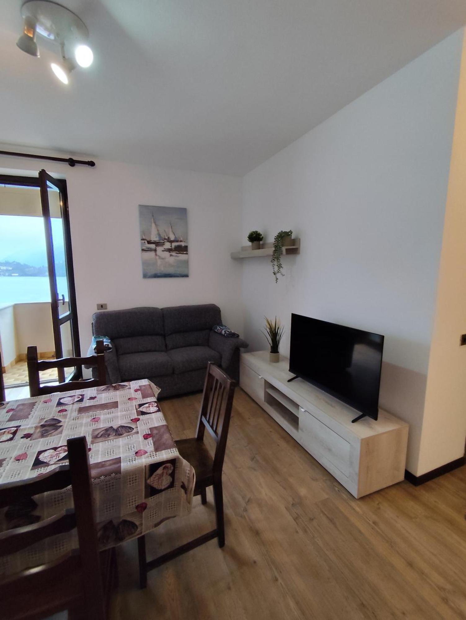 Casa Sofie E Charlotte Apartment Varenna Bagian luar foto