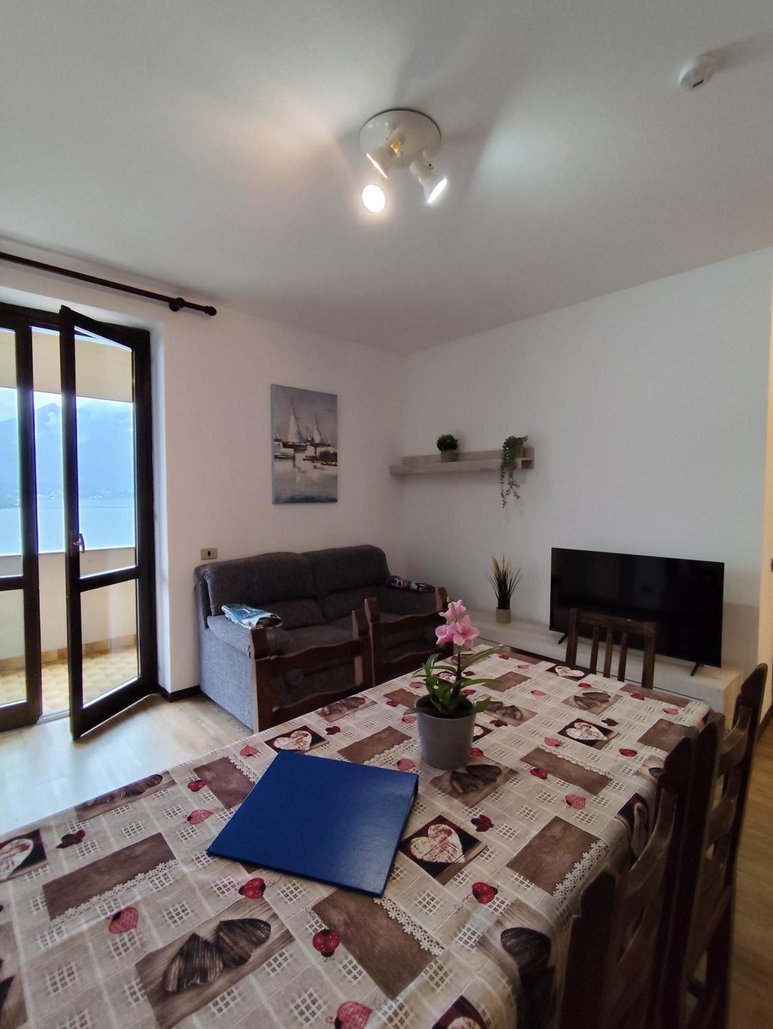 Casa Sofie E Charlotte Apartment Varenna Bagian luar foto